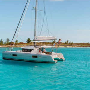 Lagoon 42 “Azurite”